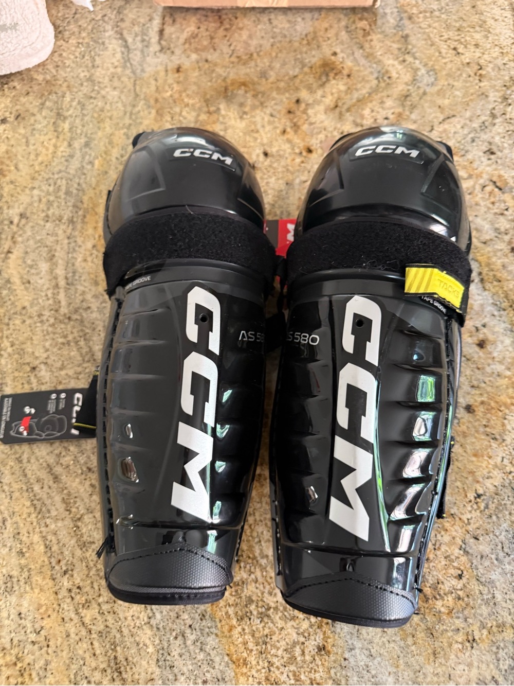 New CCM TACKS AS 580 Hockey Shin Guards Velcro Strap 30CM Juniors 12 inch